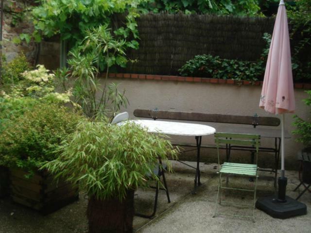 Bed and Breakfast Saint Sauveur Herisson Екстер'єр фото