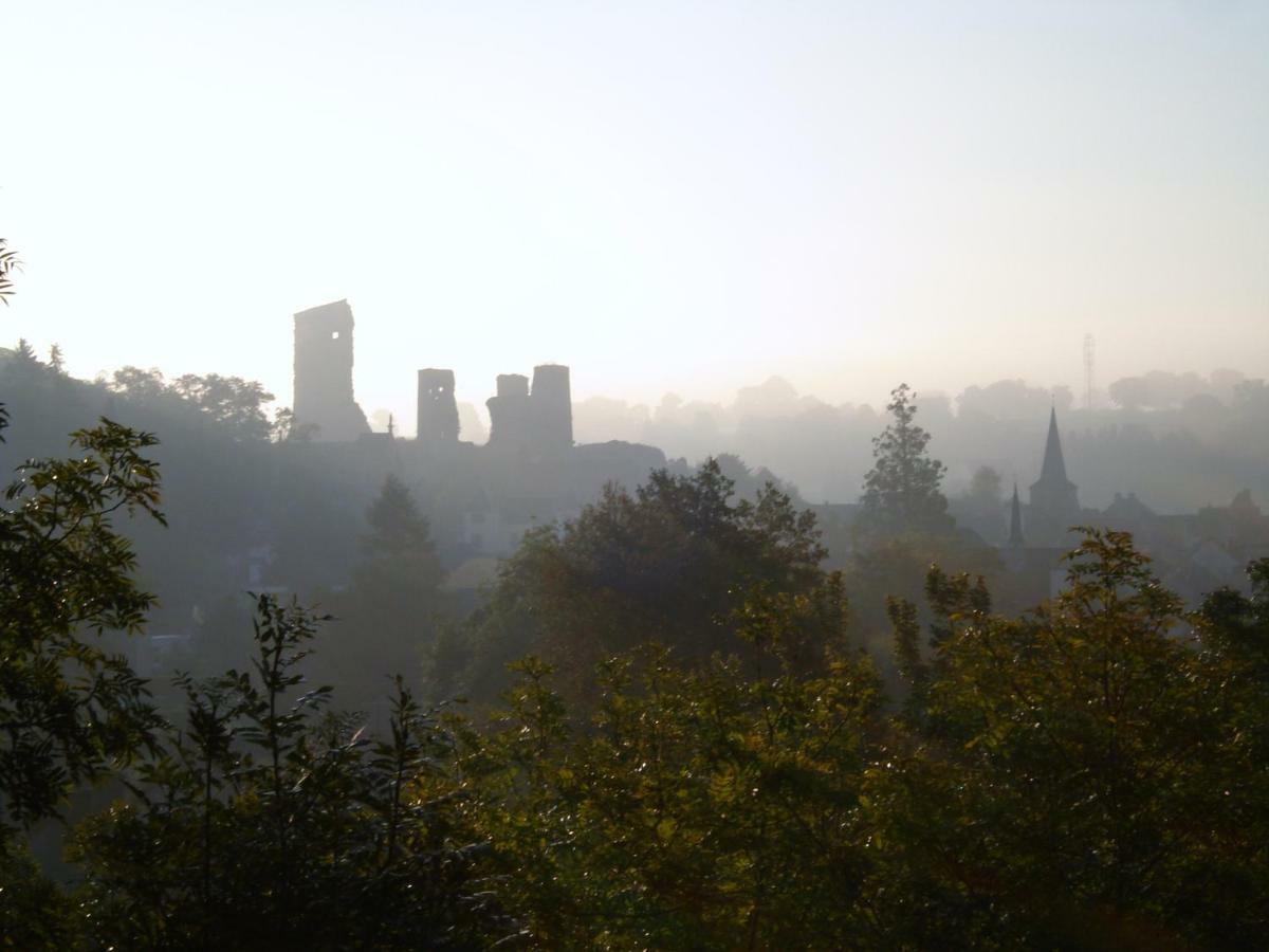Bed and Breakfast Saint Sauveur Herisson Екстер'єр фото